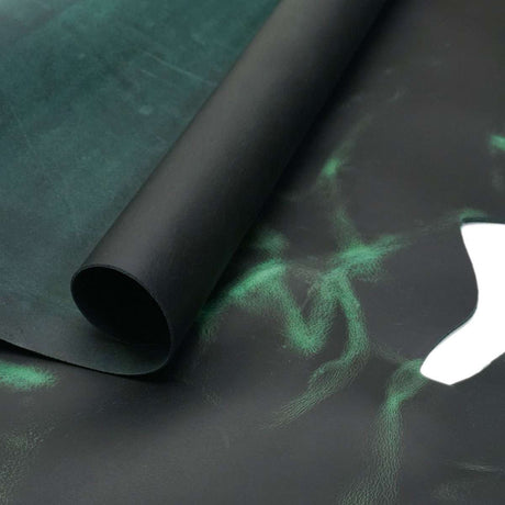 AWPU.Emerald Green.01.jpg Aurora Waxed Pull-Up Image