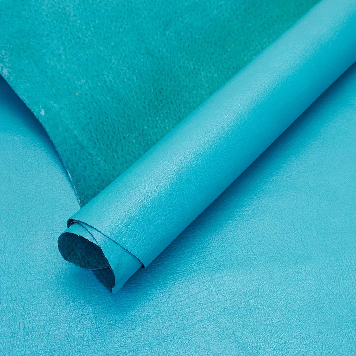 MPIG.Turquoise.01.jpg Mission Grain Pig Image